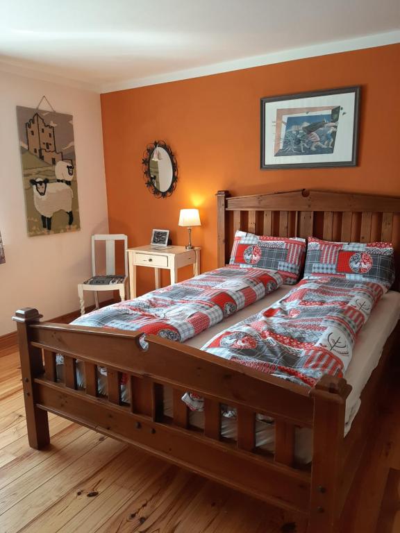 Driftwood Country Apartment room 1